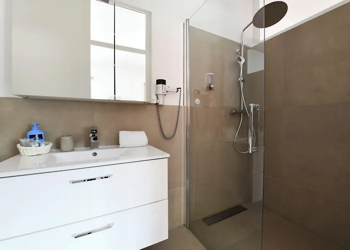 Nocleg ze śniadaniem 7rooms