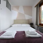 לינה וארוחת בוקר 7rooms
